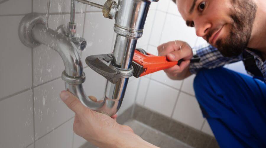 Professional same day plumber services in Sheffield, TX